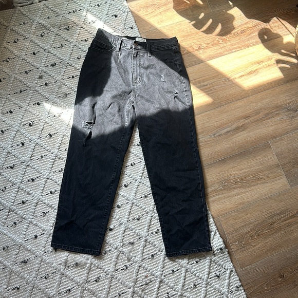 Vintage Straight Black Jeans - Picture 2 of 3